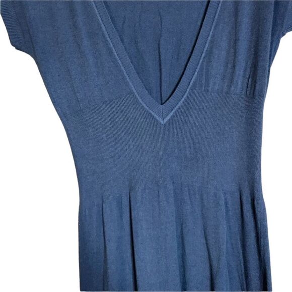 Brandy deep v navy sweater dress‎ - Picture 3 of 9